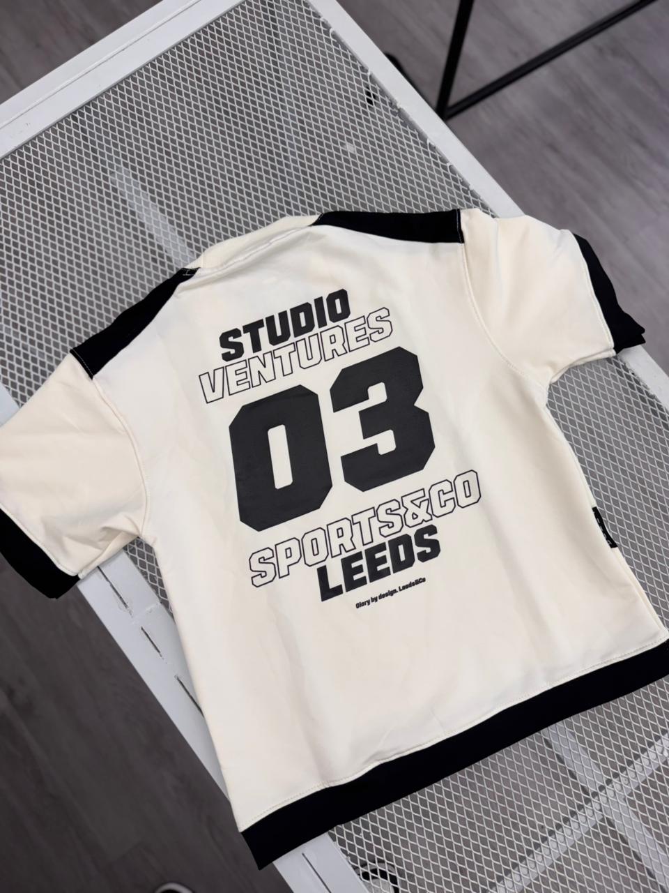 Conjunto Oversize estampado y bordado - Imagen 3