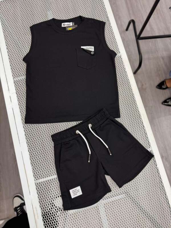 Conjunto para niño sin mangas