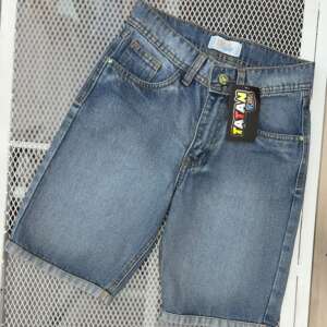 Bermuda Azul Claro Clásica