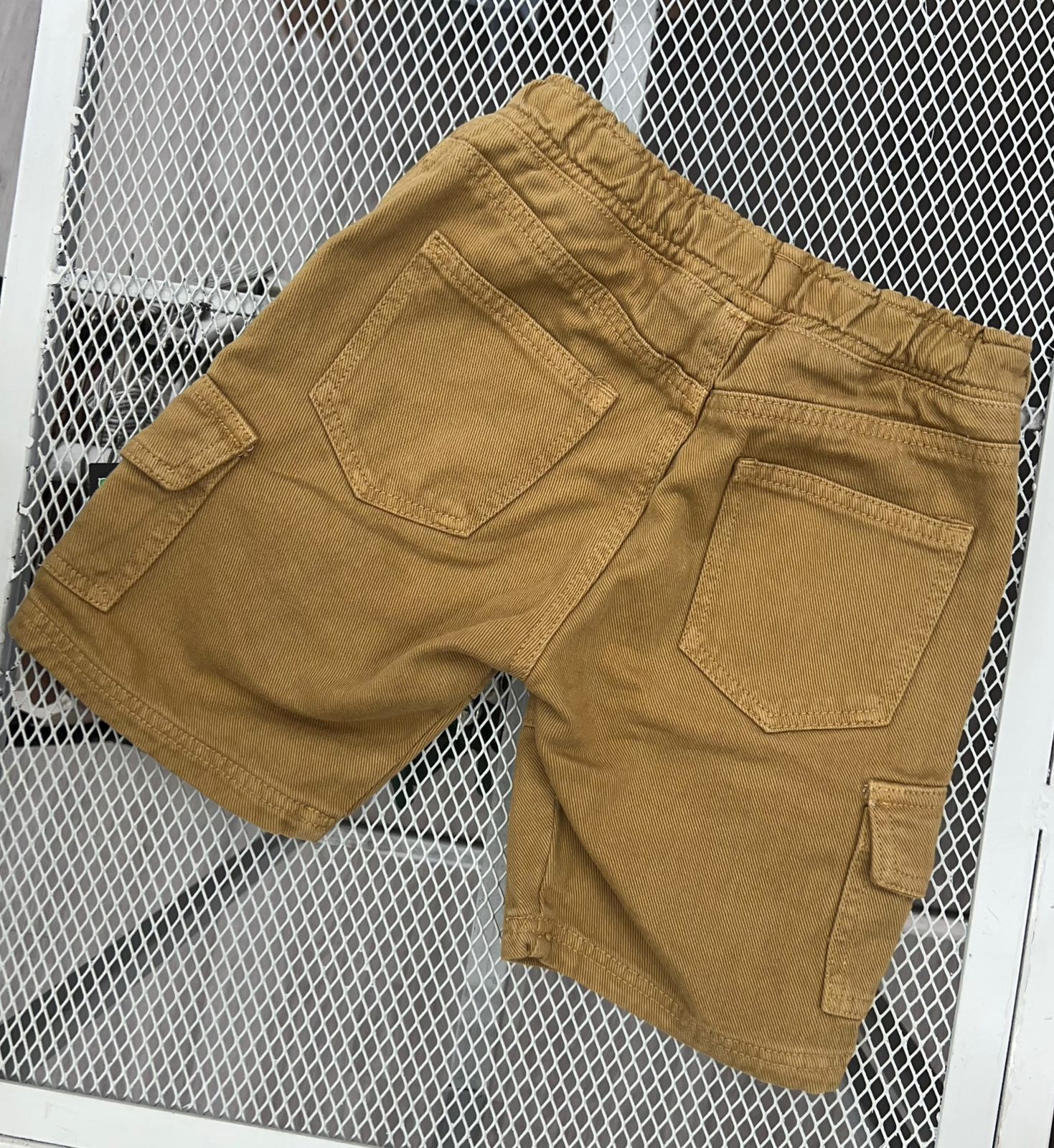 Bermuda Cargo - Imagen 2